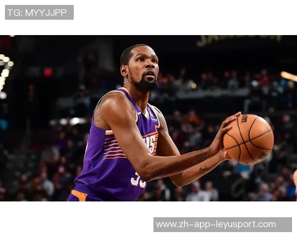 杜兰特遭遇防守夹击频频失误全场仅得24分1篮板2助攻表现不佳