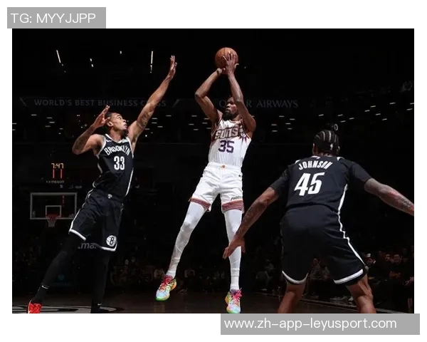 太阳逆转篮网第三节大爆发布克单节狂砍12分助力球队反超17分