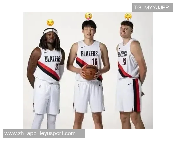 杨瀚森以丑香打法震慑老詹用塑料英语调侃湖蜜引发热议