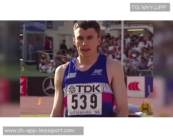 爱德华兹双撤步后再跳一步是否算走步引发热议